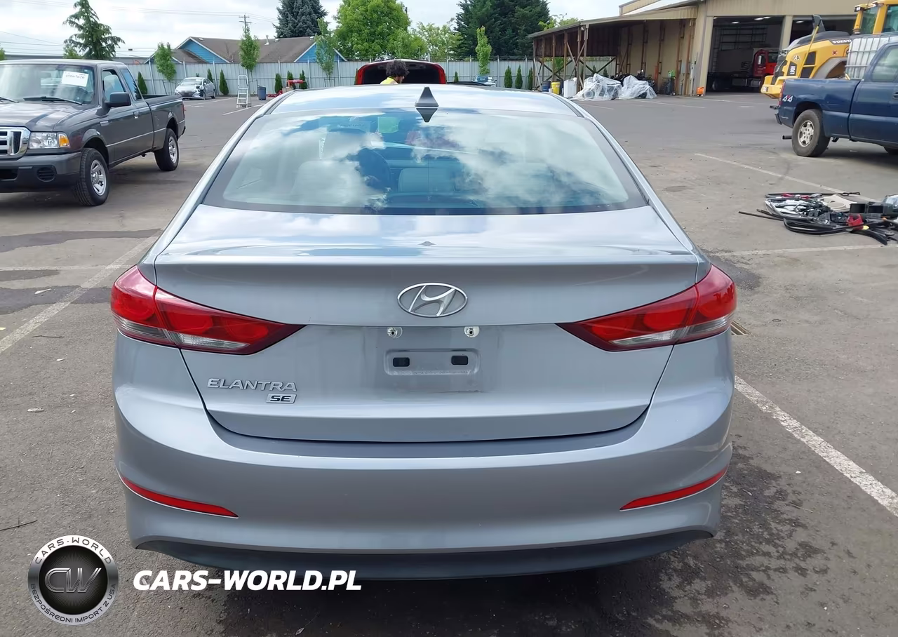 2017 Hyundai Elantra Se VIN:5NPD74LF6HH104074 - 17