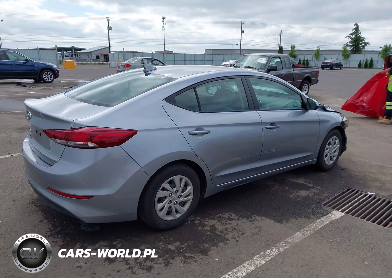2017 Hyundai Elantra Se VIN:5NPD74LF6HH104074 - 4