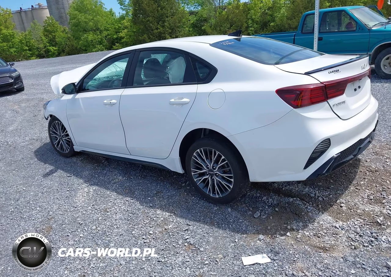 2023 Kia Forte Gt-Line VIN:3KPF54AD5PE602611 - 3