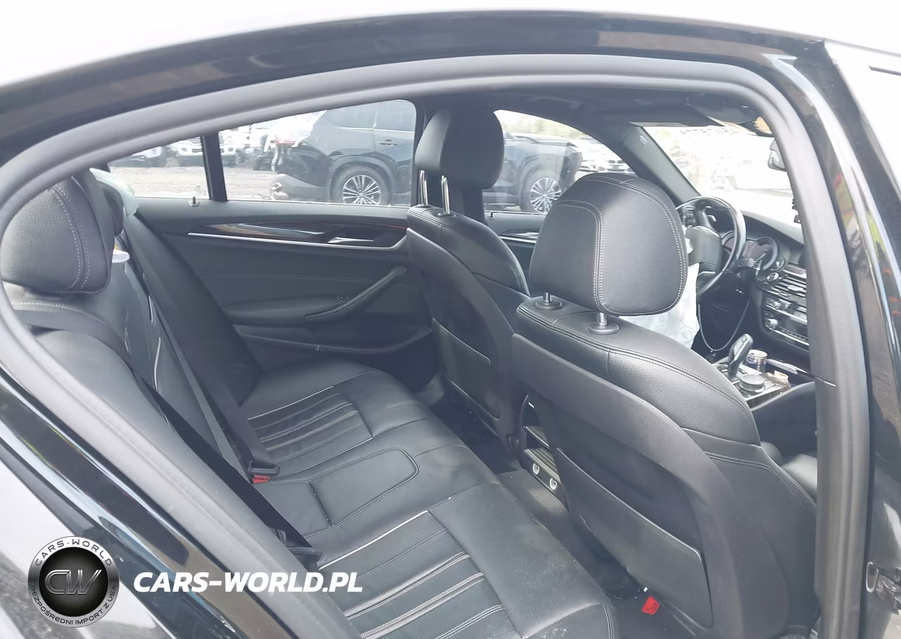 2019 BMW 530I xDrive VIN:WBAJA7C51KWW13999 - 8