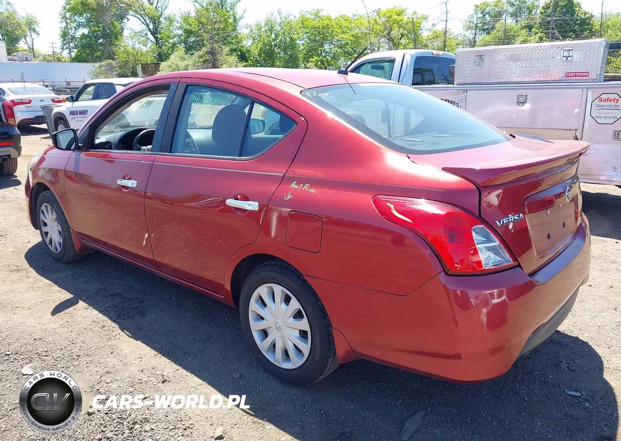 2018 Nissan Versa 1.6 Sv VIN:3N1CN7AP3JL821054 - 3
