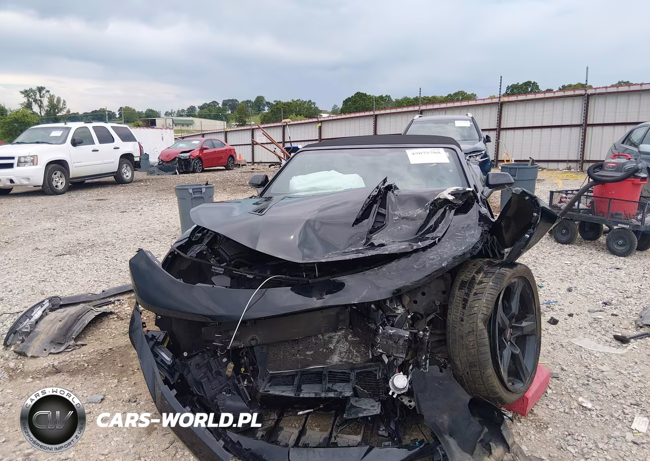 2018 Chevrolet Camaro 2Ss VIN:1G1FH3D70J0104963 - 11