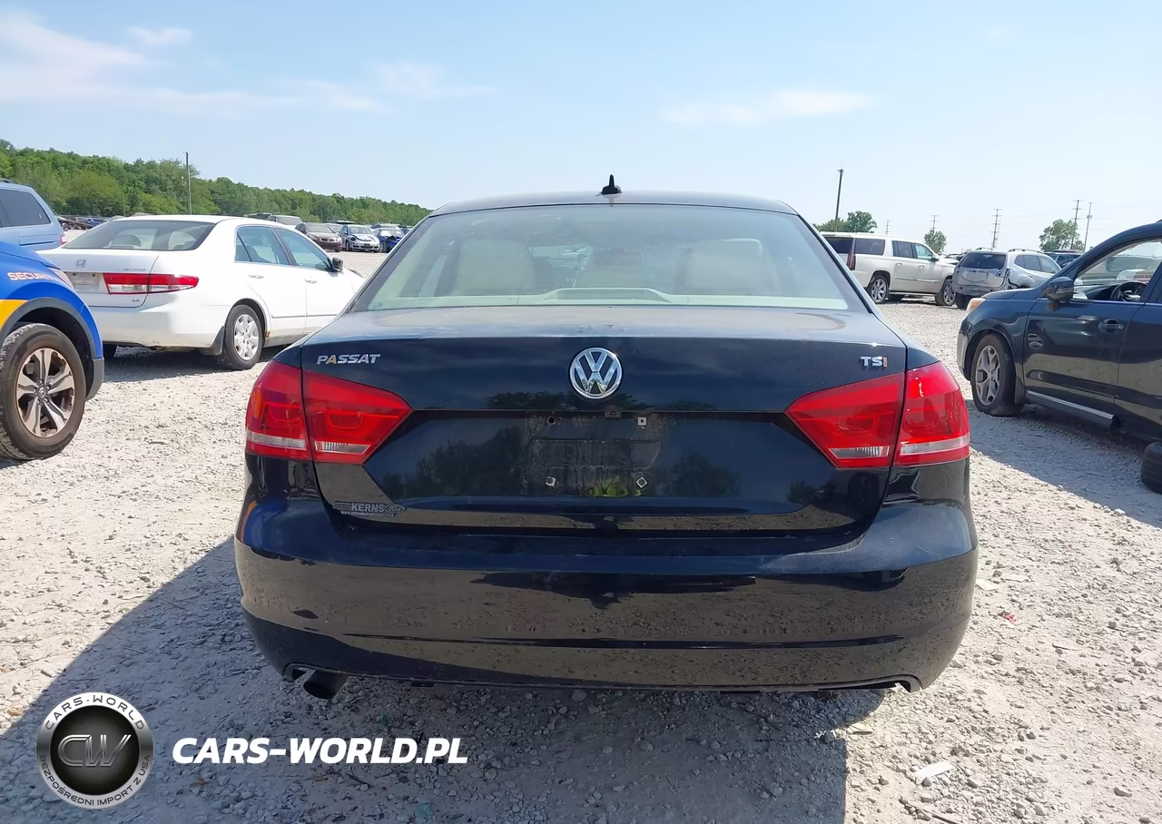 2015 Volkswagen Passat 1.8T Limited Edition VIN:1VWAT7A31FC114008 - 16