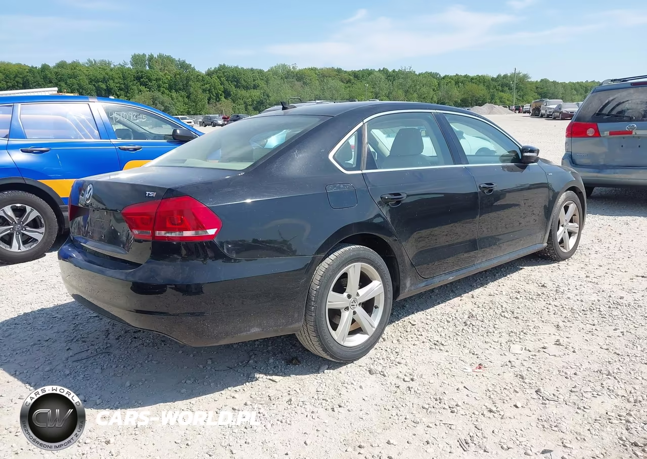 2015 Volkswagen Passat 1.8T Limited Edition VIN:1VWAT7A31FC114008 - 4