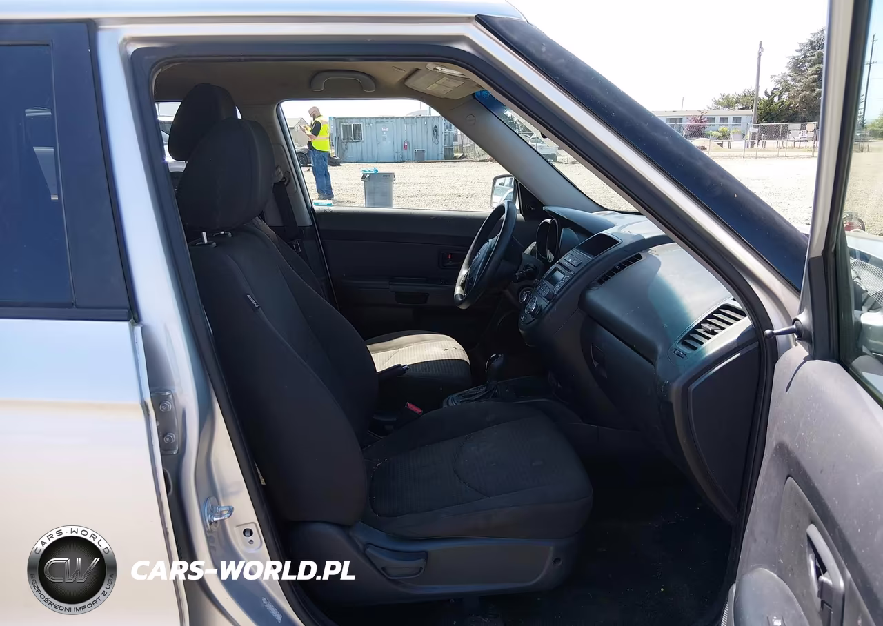 2012 Kia Soul VIN:KNDJT2A51C7462242 - 5