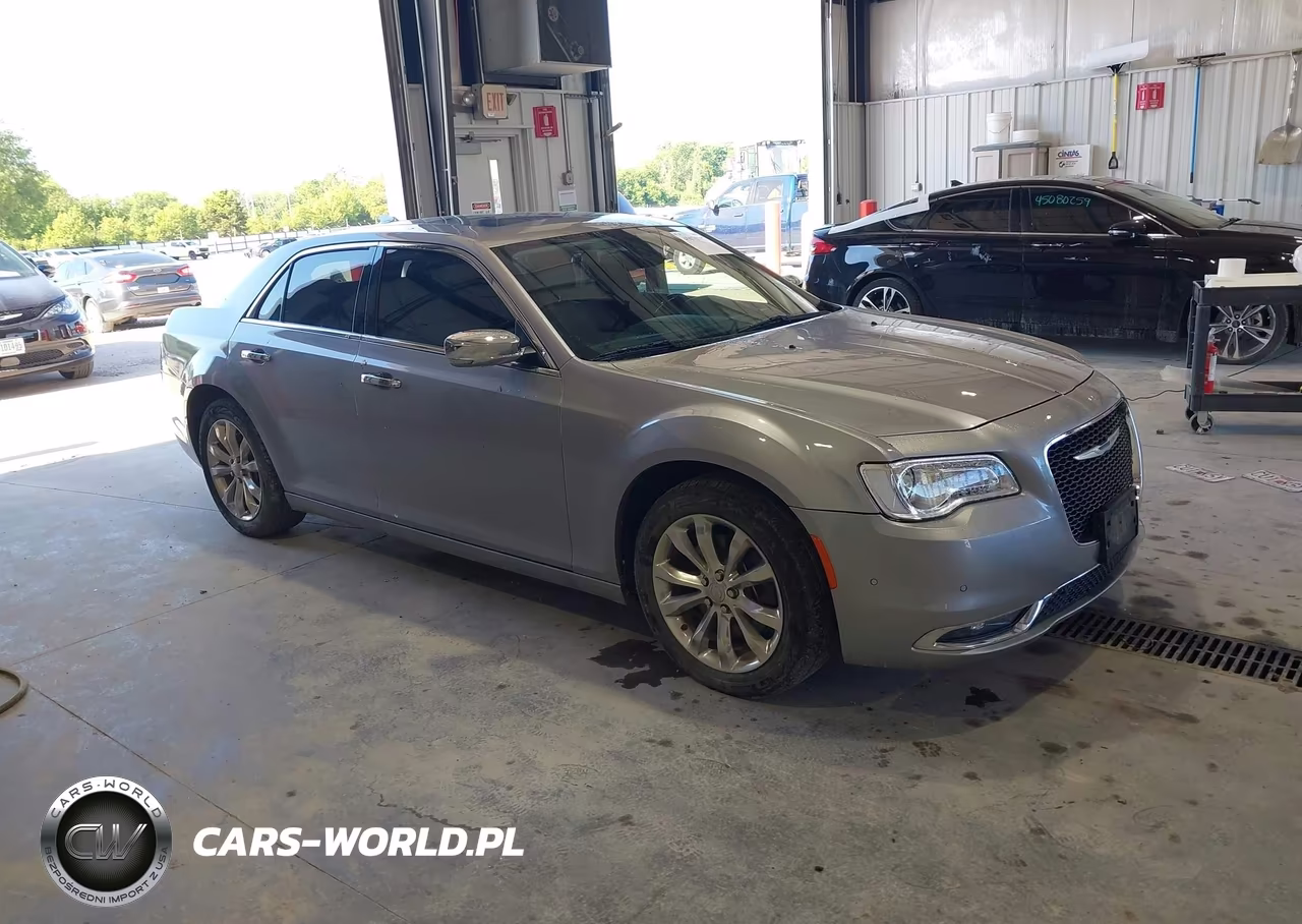 2015 Chrysler 300C Awd