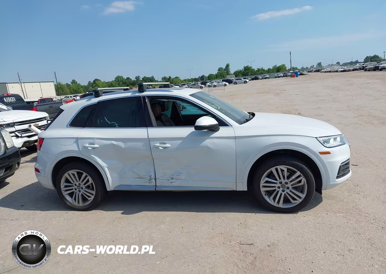 2019 Audi Q5 45 Premium VIN:WA1BNAFYXK2078879 - 13