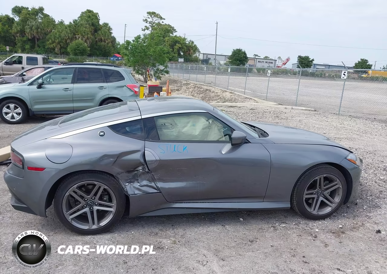 2025 Nissan Z Sport Automatic Transmission VIN:JN1BZ4AHXSM410815 - 13