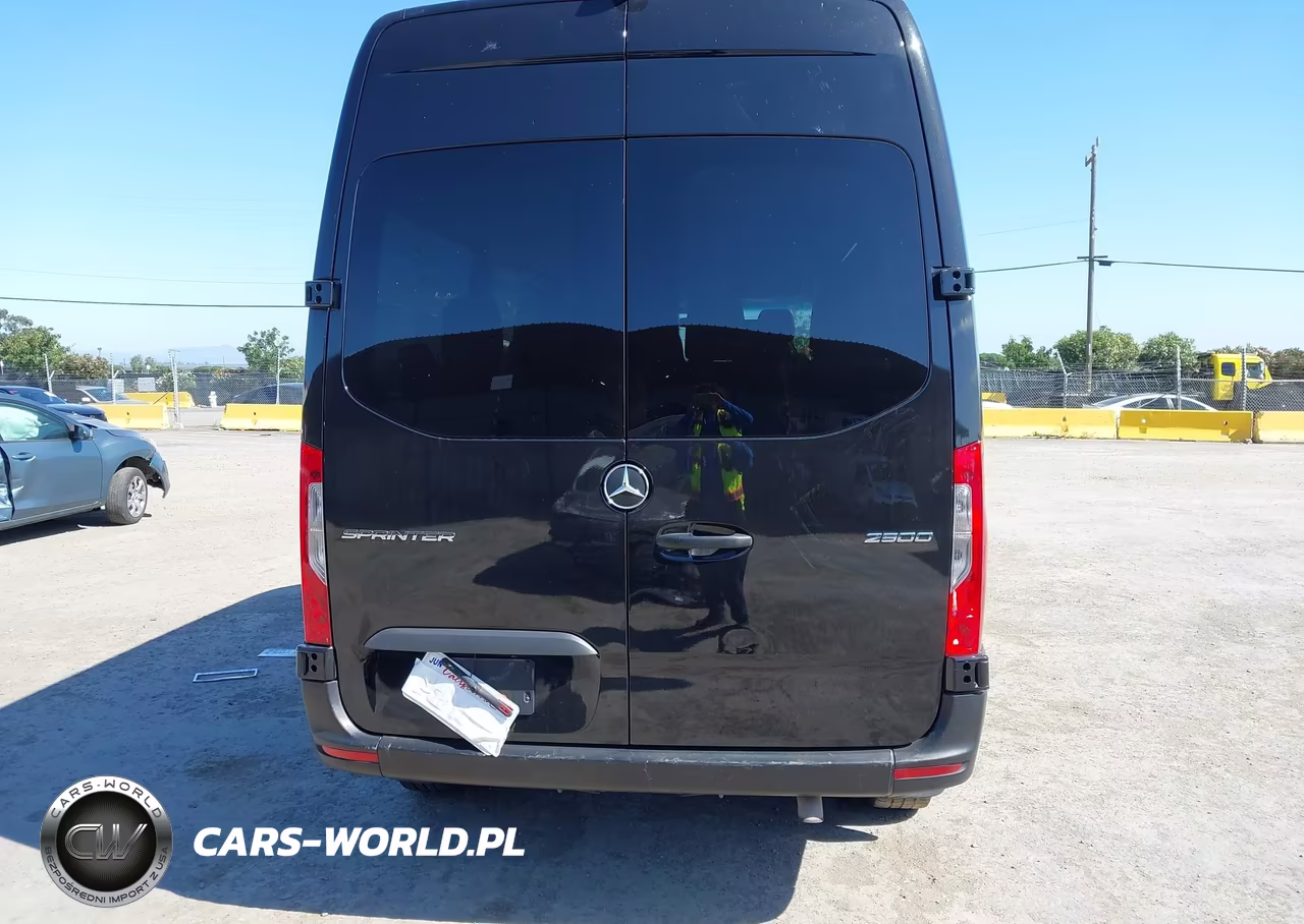 2019 Mercedes-Benz Sprinter 2500 High Roof V6 VIN:WDZPF0CD8KP117766 - 16