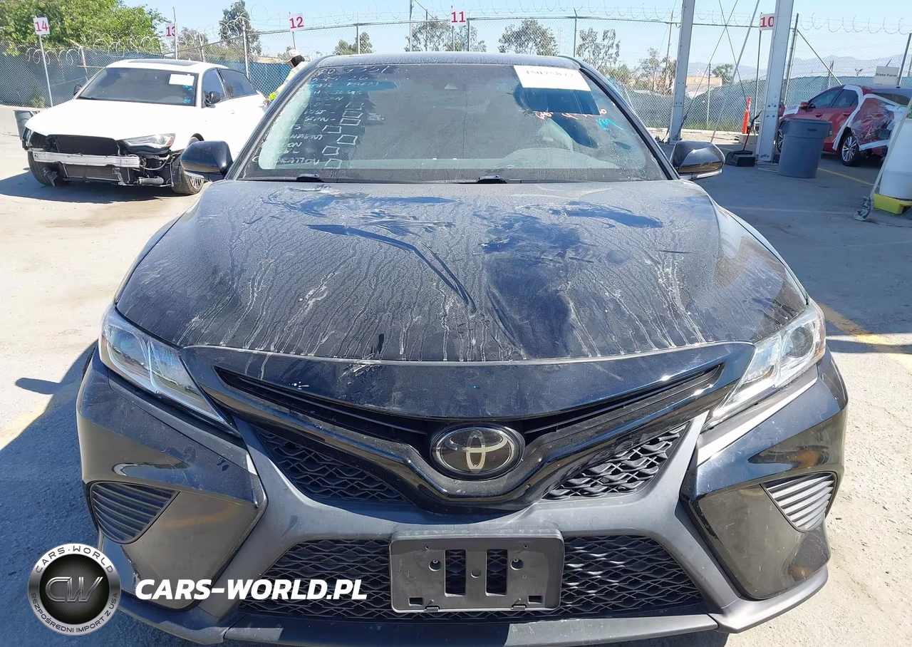 2018 Toyota Camry Se VIN:4T1B11HK1JU108795 - 12
