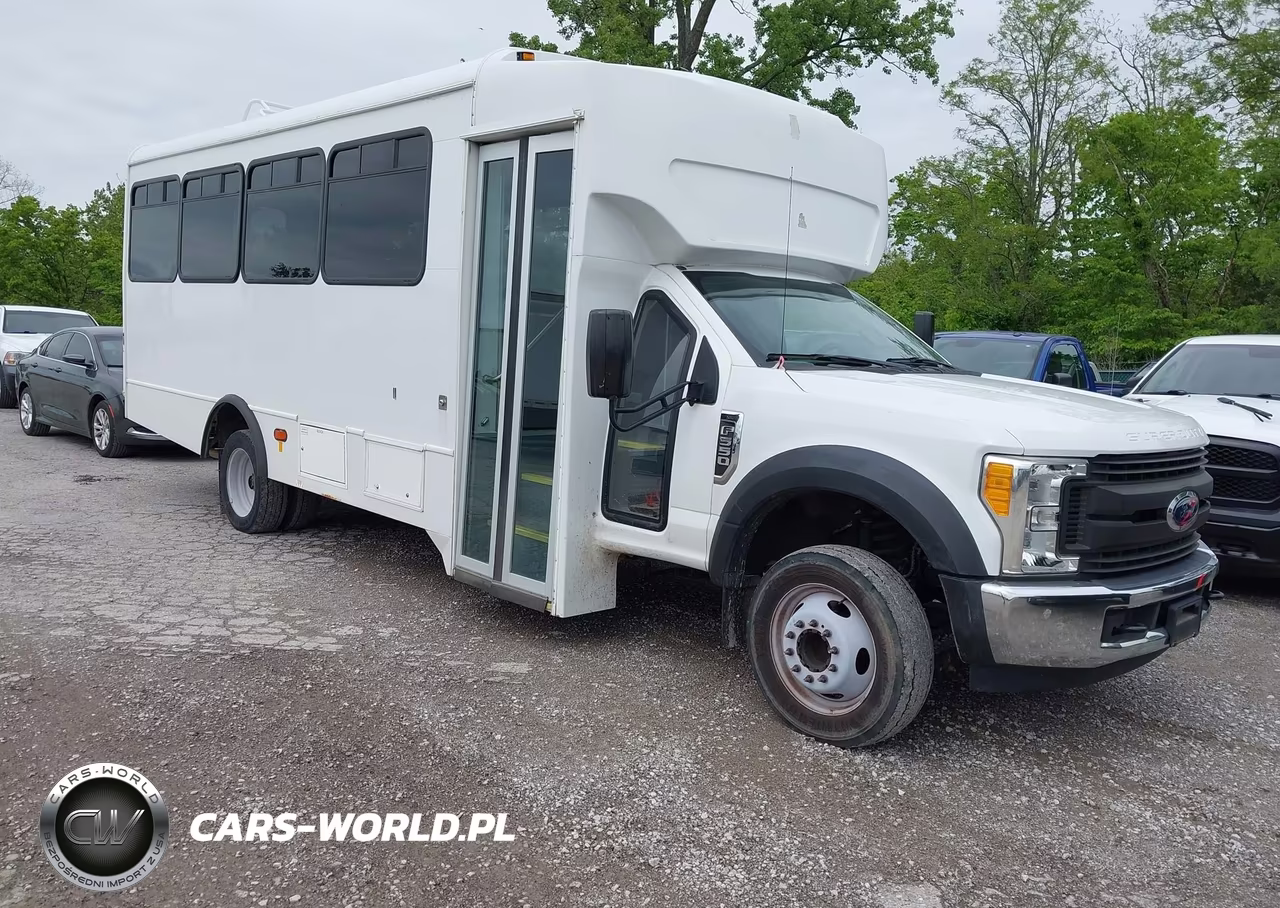 Główne zdjęcie 2017 Ford F-550 Chassis Xl