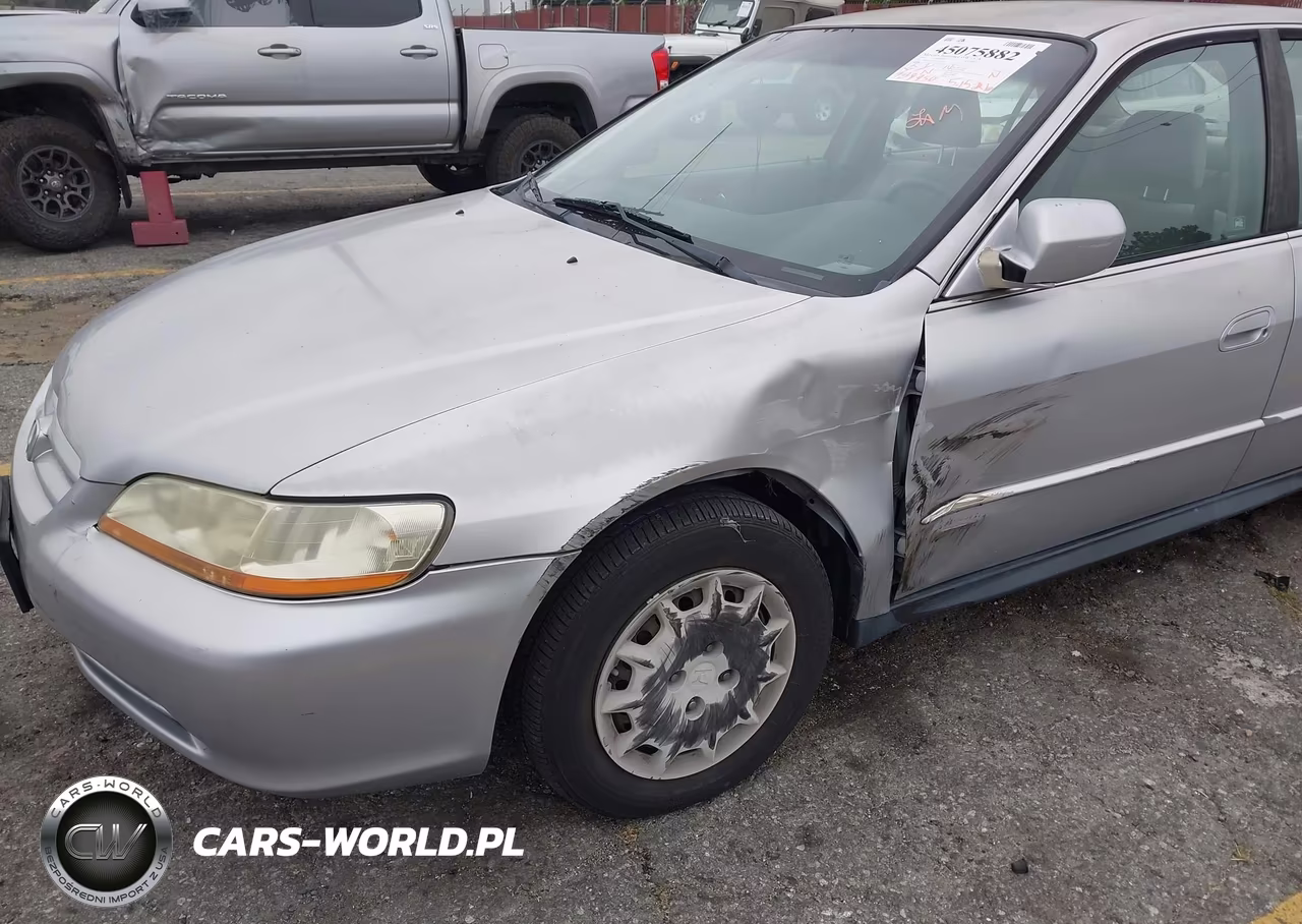2001 Honda Accord 2.3 Lx VIN:JHMCG66561C011677 - 13