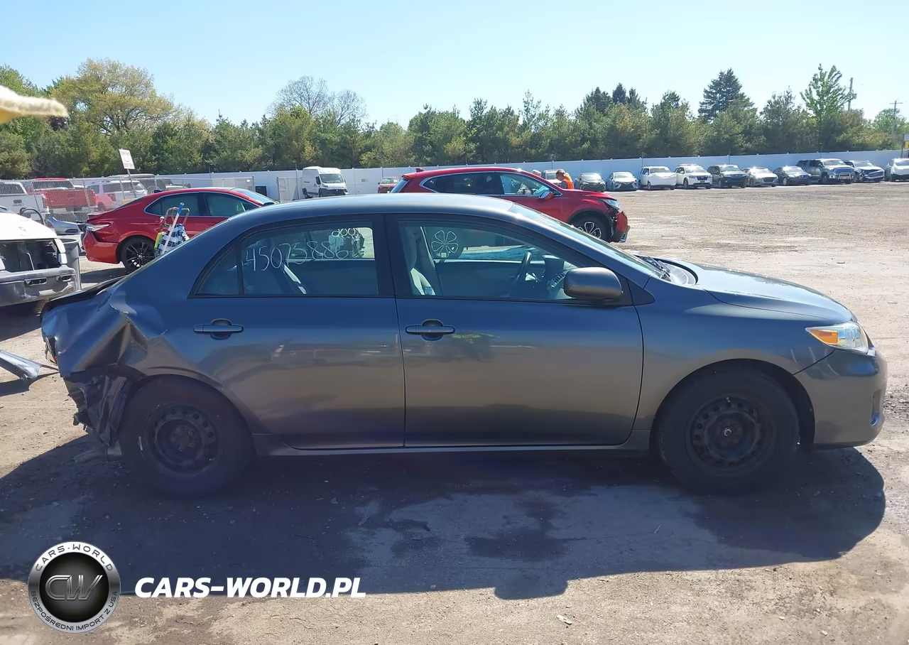 2011 Toyota Corolla Le VIN:2T1BU4EE3BC723990 - 14