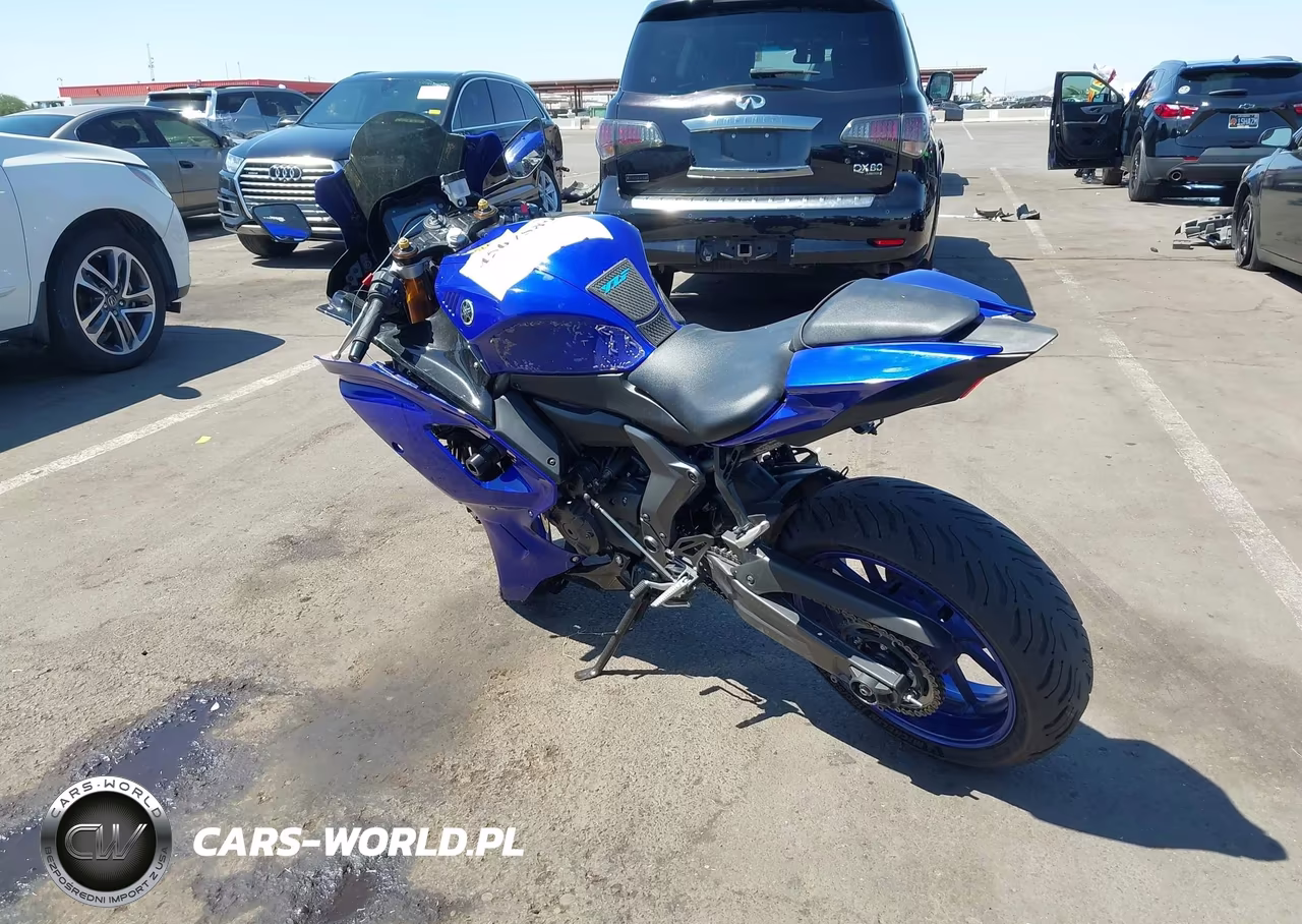 2025 Yamaha Yzfr7 VIN:JYARM38E8SA015755 - 3