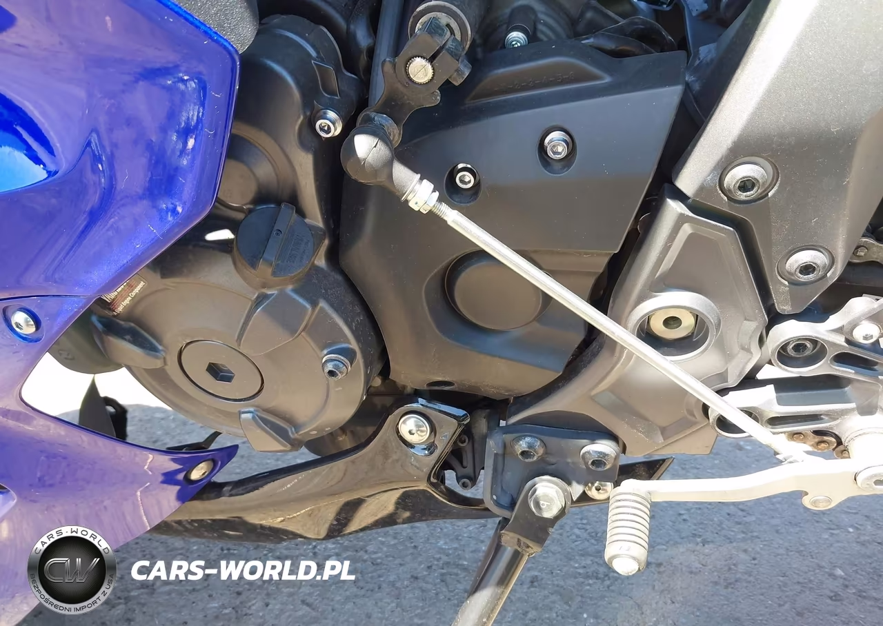 2025 Yamaha Yzfr7 VIN:JYARM38E8SA015755 - 9