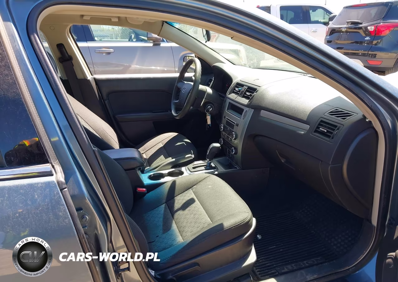 2012 Ford Fusion Se VIN:3FAHP0HA4CR325868 - 5