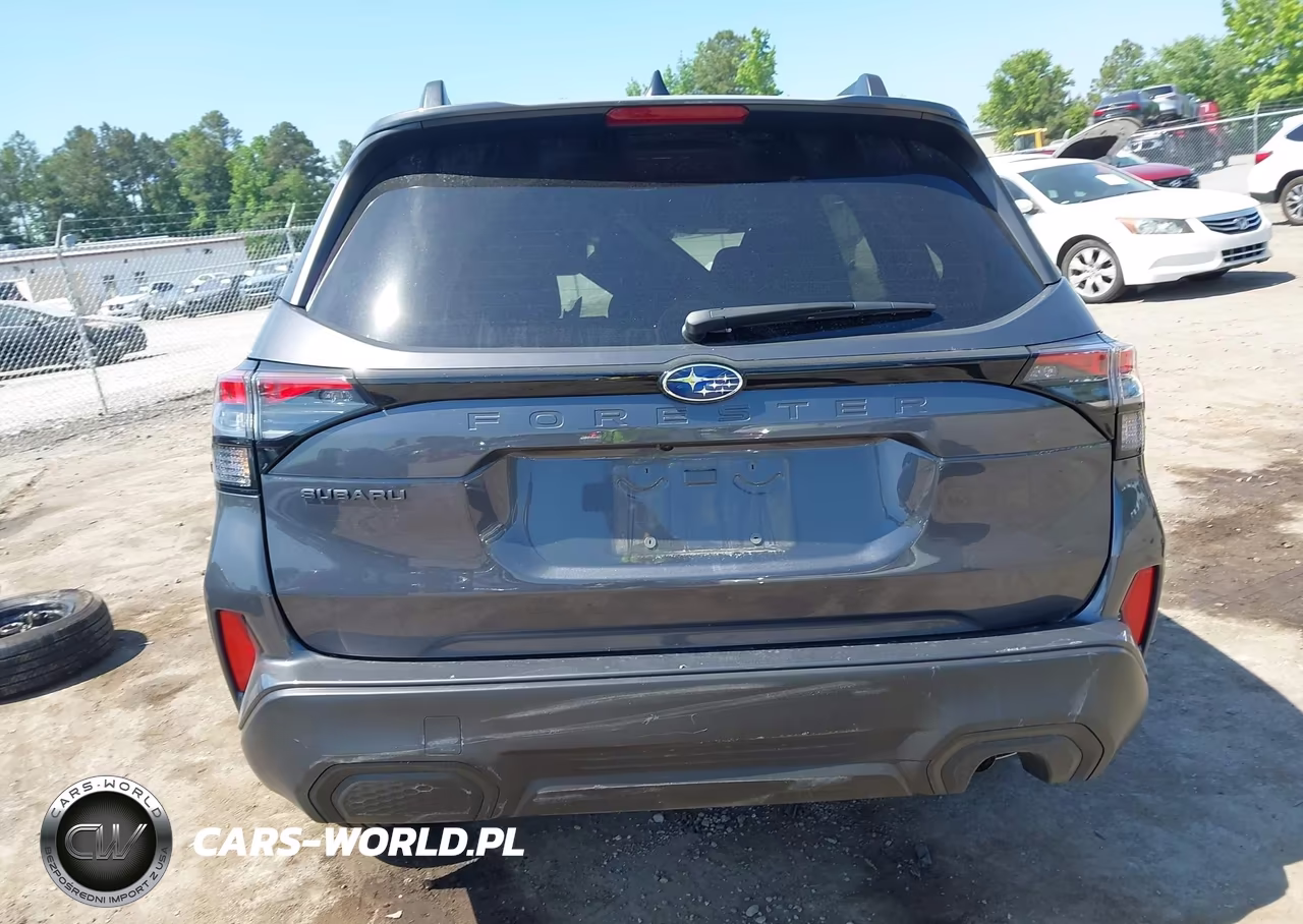 2025 Subaru Forester Premium VIN:JF2SLDDCXSH547892 - 15