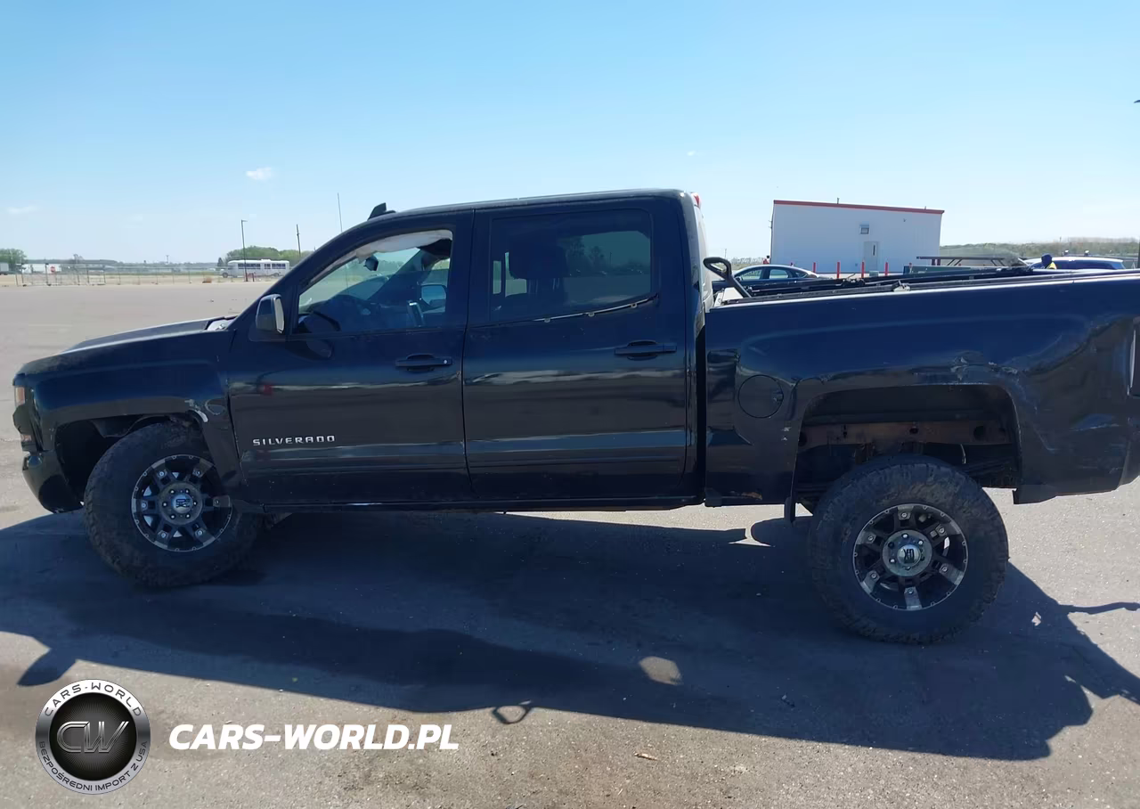 2017 Chevrolet Silverado 1500 2Lt VIN:3GCUKREC3HG328166 - 14