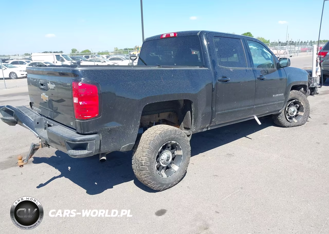 2017 Chevrolet Silverado 1500 2Lt VIN:3GCUKREC3HG328166 - 4