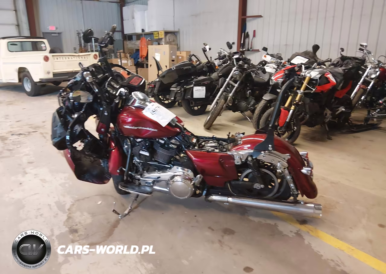 2017 Harley-Davidson Fltrxs Road Glide Special VIN:1HD1KTC19HB673260 - 13