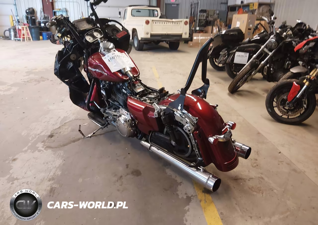 2017 Harley-Davidson Fltrxs Road Glide Special VIN:1HD1KTC19HB673260 - 3