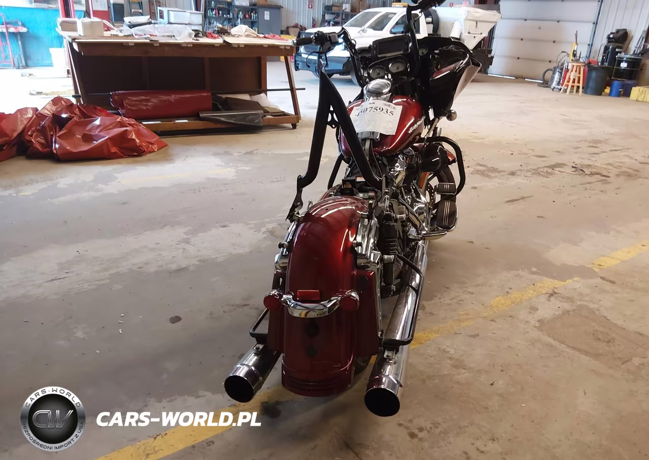 2017 Harley-Davidson Fltrxs Road Glide Special VIN:1HD1KTC19HB673260 - 6