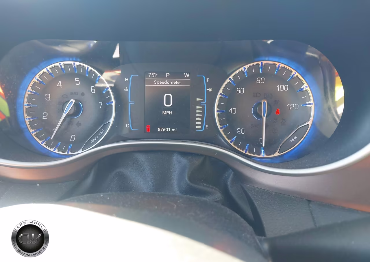 2017 Chrysler Pacifica Touring-L VIN:2C4RC1BG7HR832953 - 7