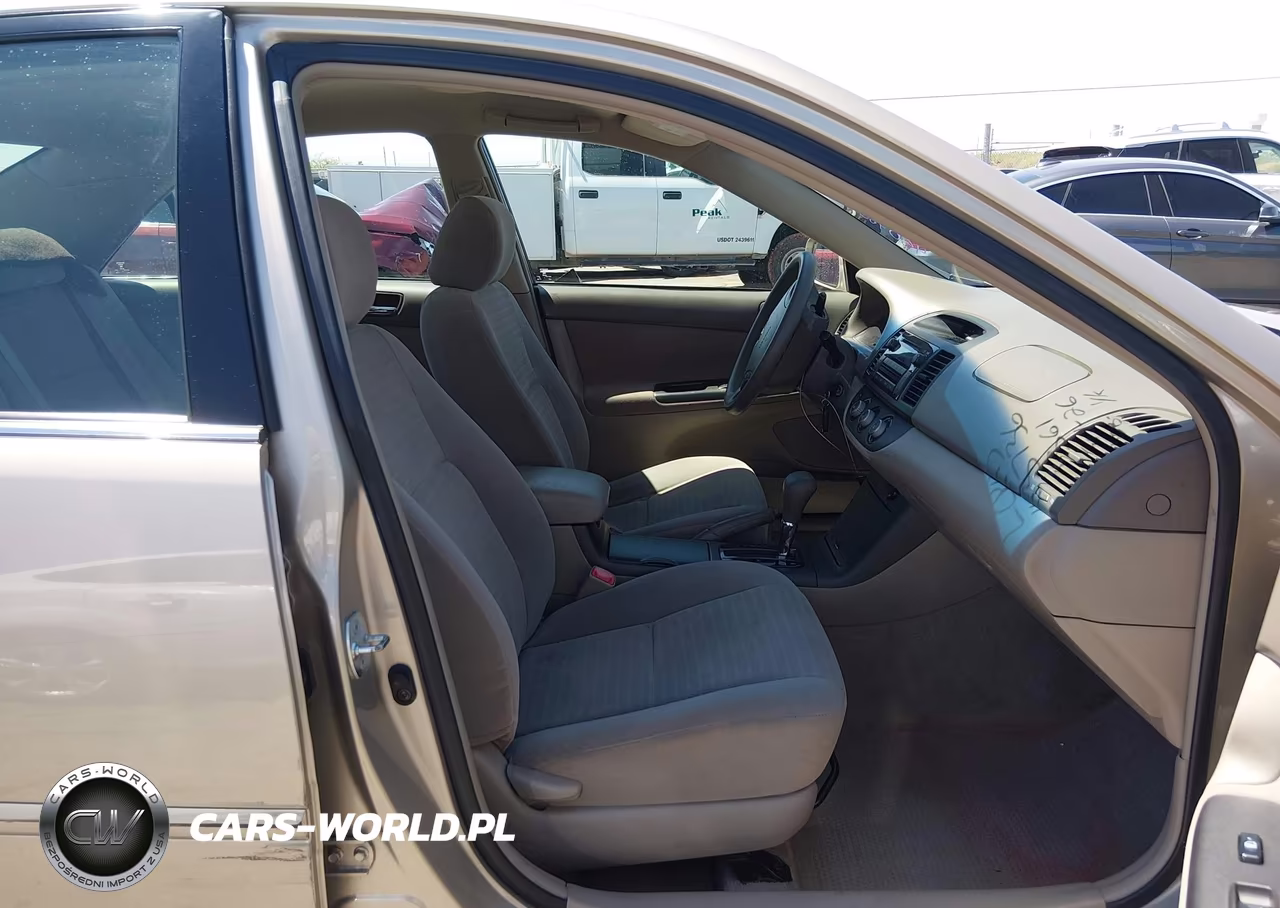 2005 Toyota Camry Le VIN:4T1BE32K55U413361 - 5