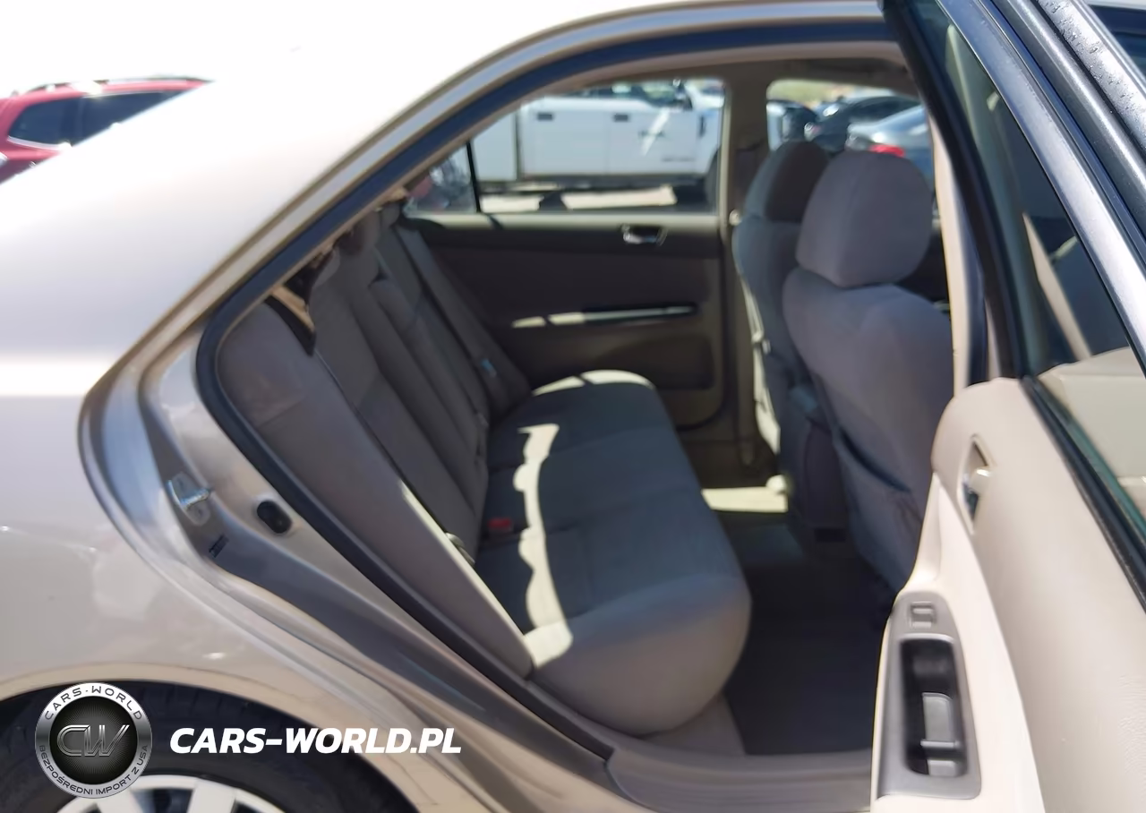 2005 Toyota Camry Le VIN:4T1BE32K55U413361 - 8