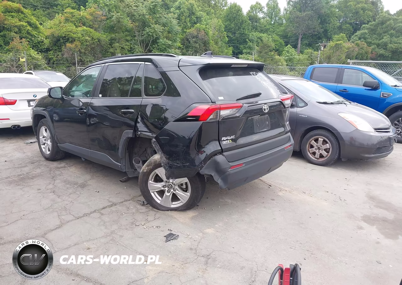 2020 Toyota Rav4 Xle VIN:2T3W1RFV2LC046610 - 3