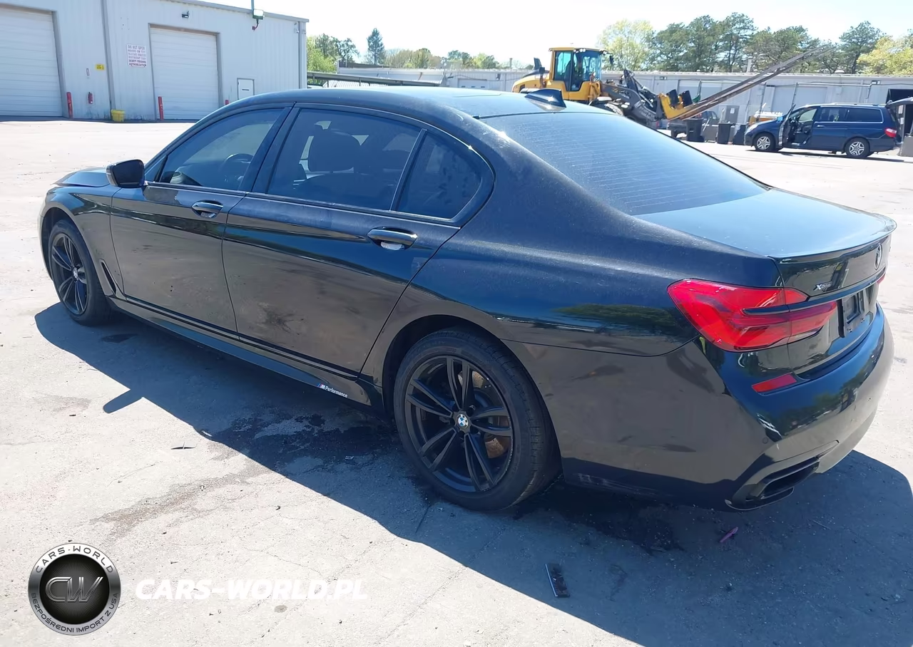2018 BMW Alpina B7 xDrive VIN:WBA7F2C54JB238713 - 3