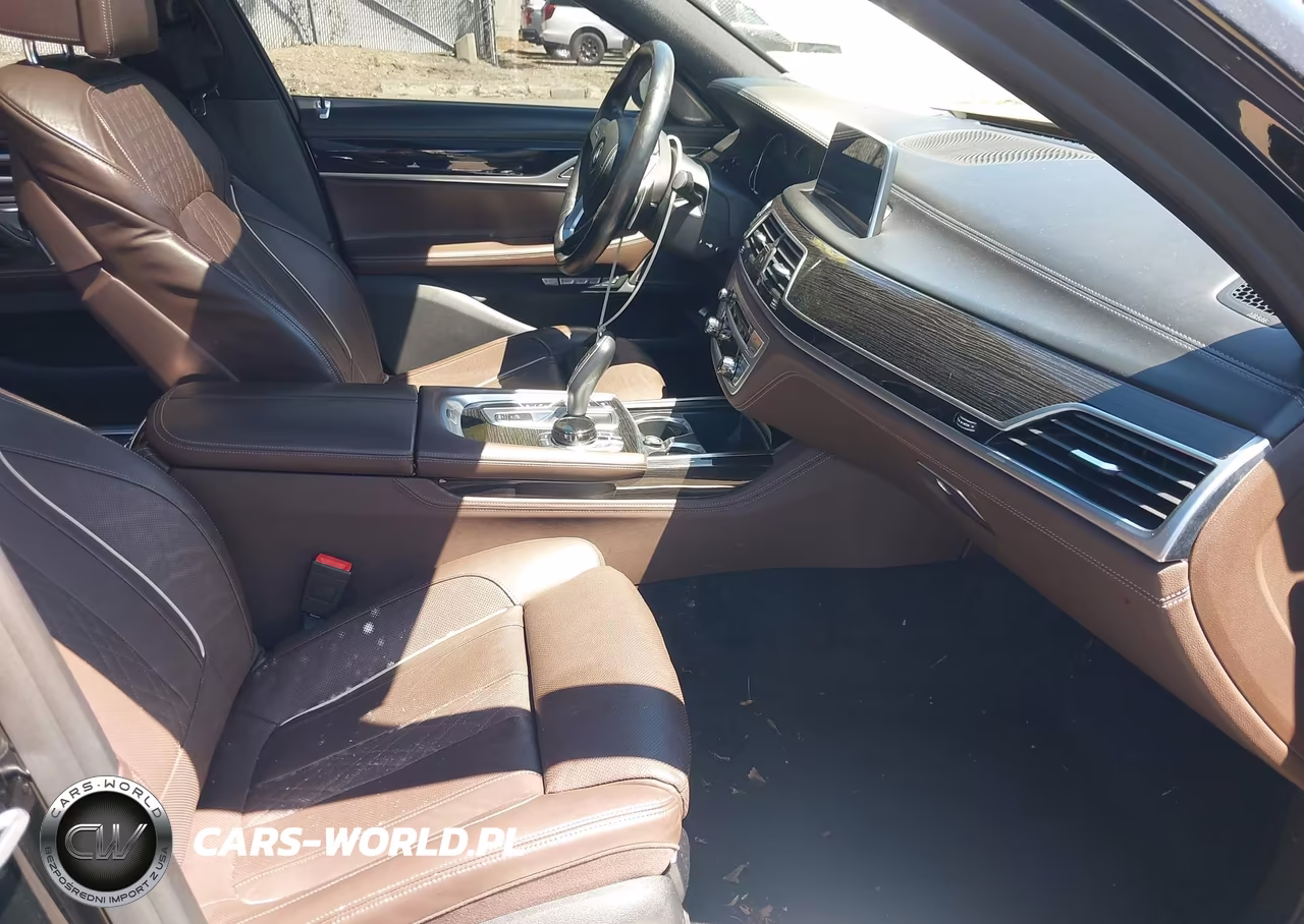 2018 BMW Alpina B7 xDrive VIN:WBA7F2C54JB238713 - 5