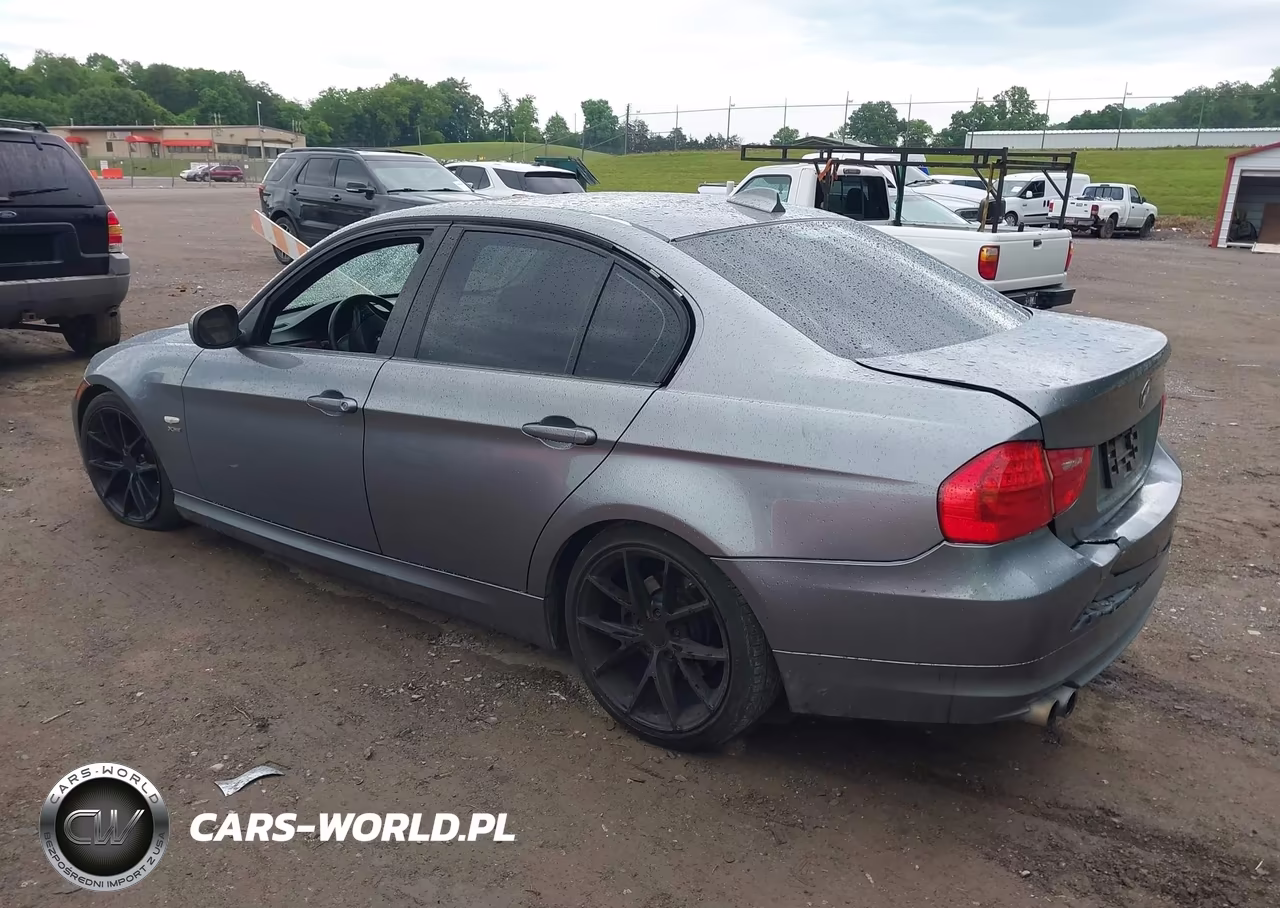2009 BMW 328I xDrive VIN:WBAPK53509A510351 - 3