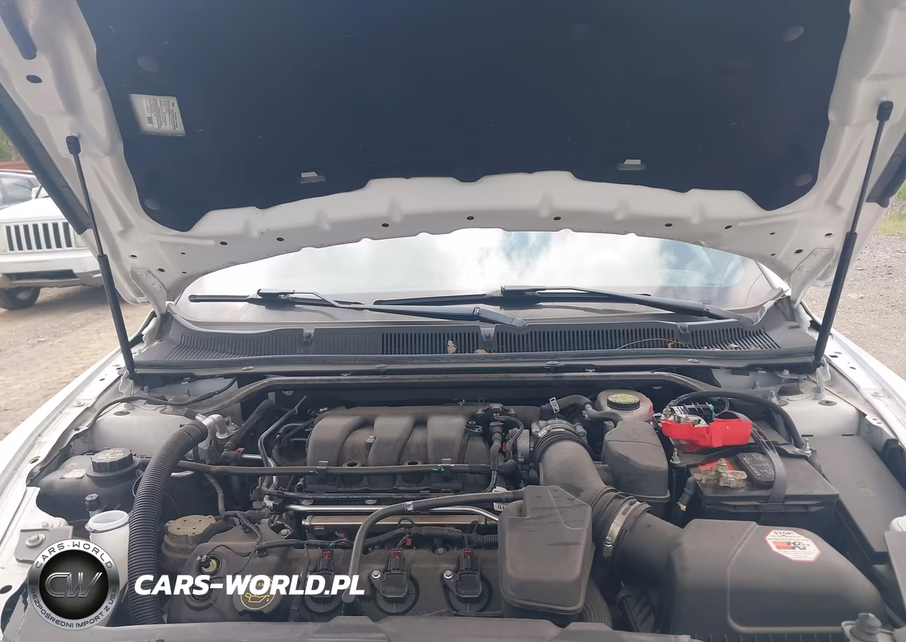 2016 Ford Taurus Sel VIN:1FAHP2H89GG118737 - 10