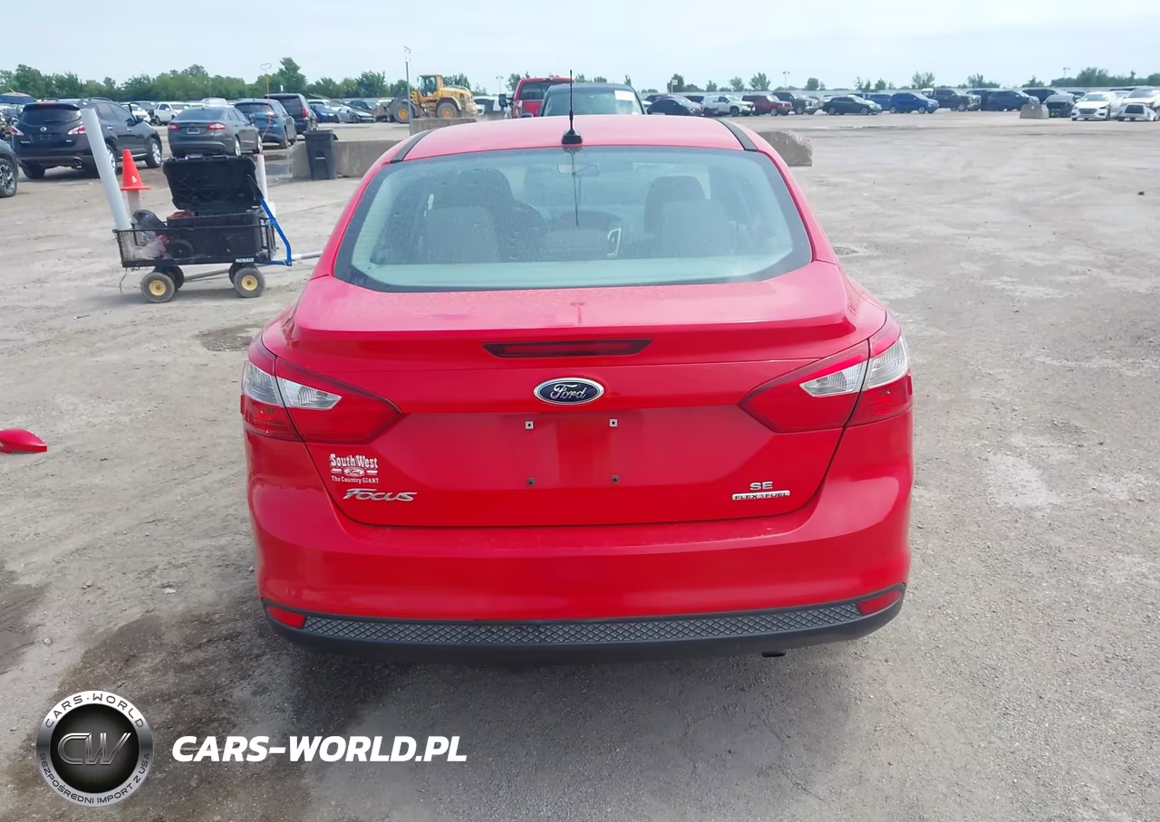 2014 Ford Focus Se VIN:1FADP3F26EL340742 - 17