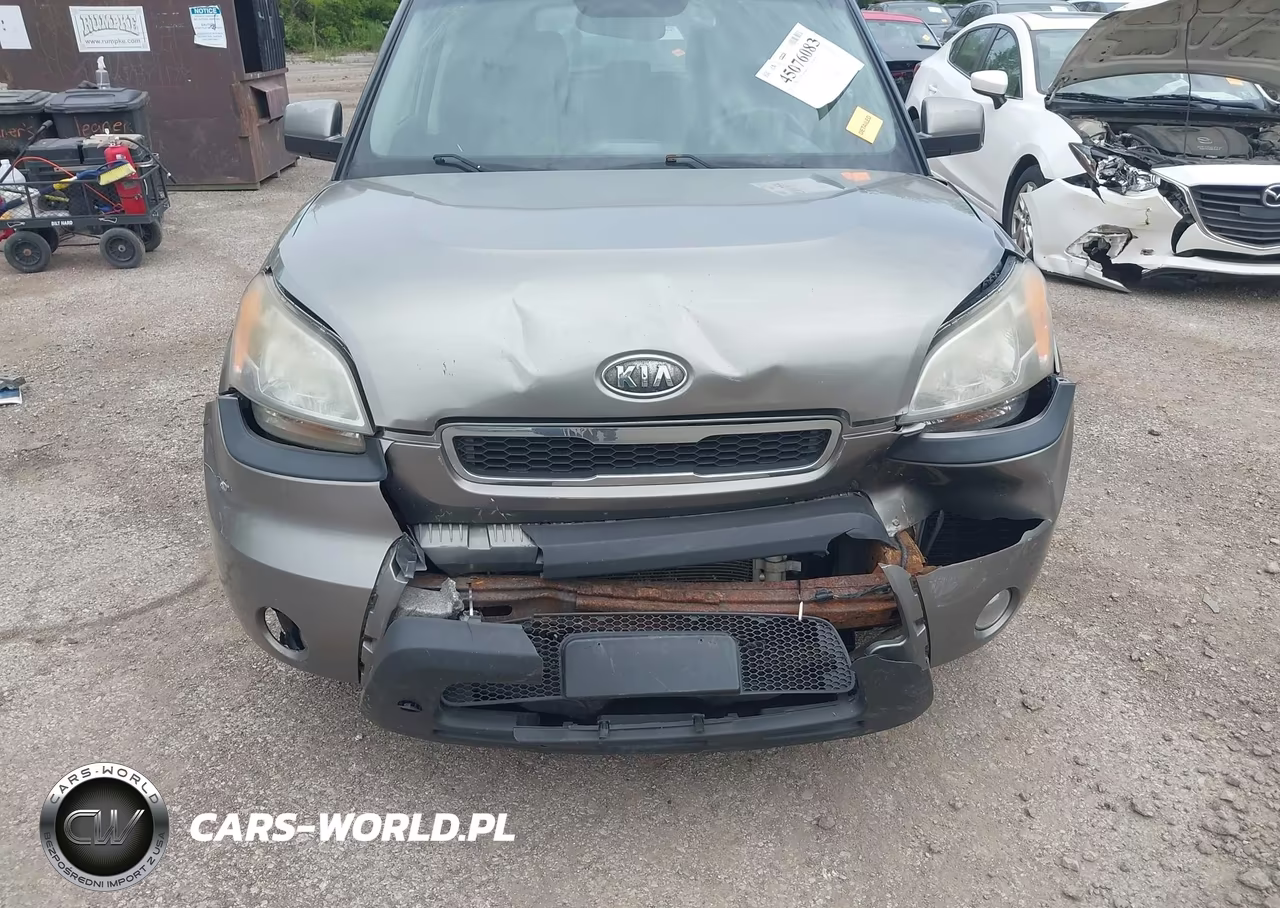 2011 Kia Soul + VIN:KNDJT2A26B7271971 - 6