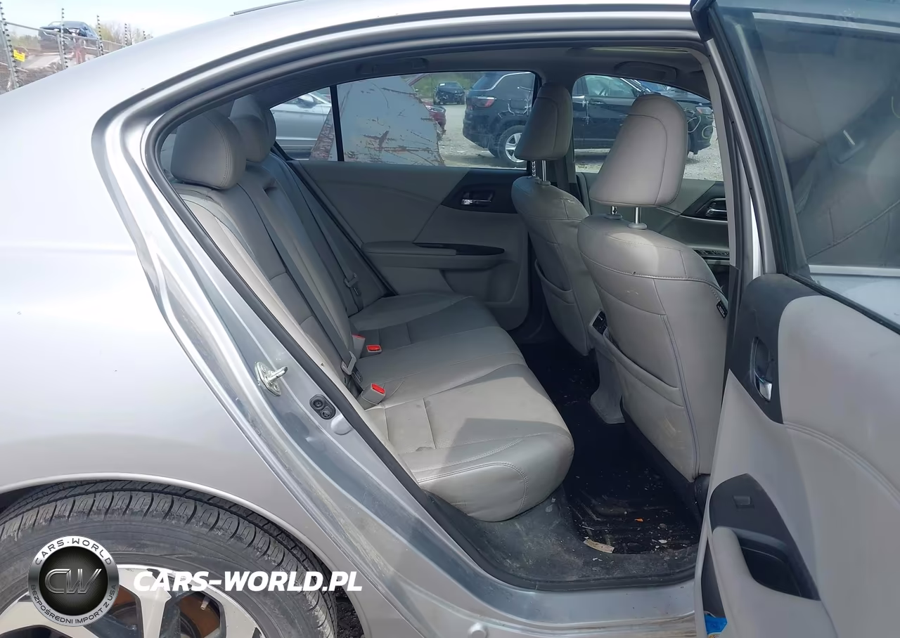 2017 Honda Accord Ex-L VIN:1HGCR2F9XHA048908 - 8
