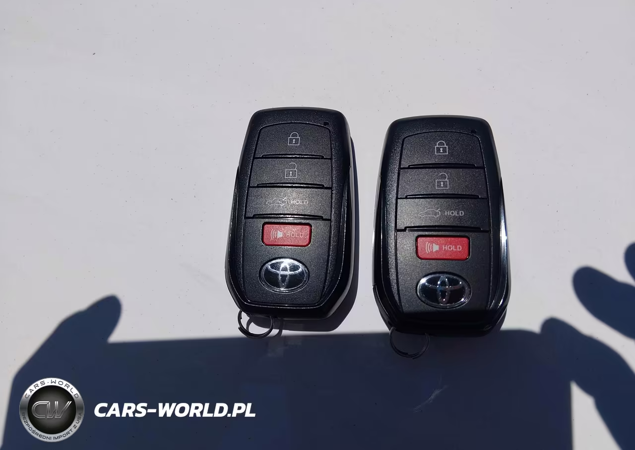 2026 Toyota Camry Le VIN:4T1DAACK9TU684069 - 11