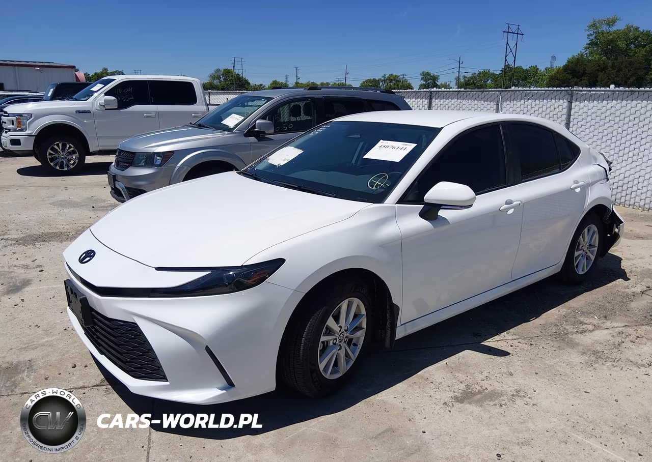 2026 Toyota Camry Le VIN:4T1DAACK9TU684069 - 2