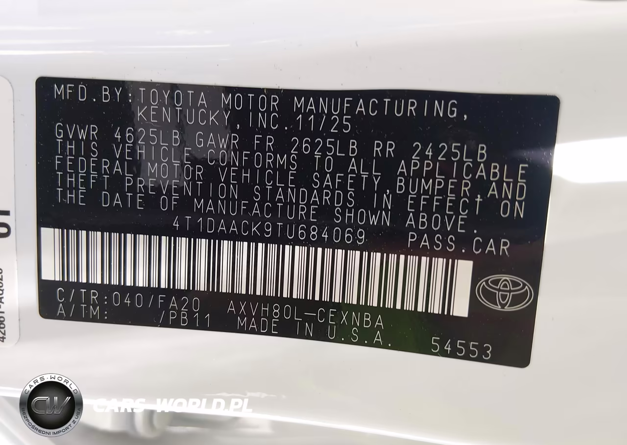 2026 Toyota Camry Le VIN:4T1DAACK9TU684069 - 9