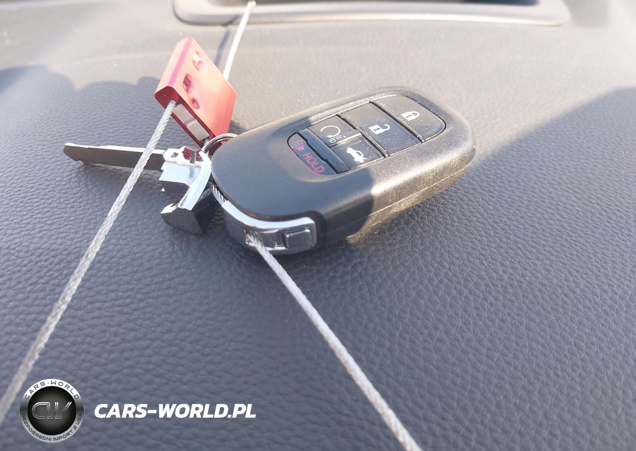 2023 Honda Accord Hybrid Touring VIN:1HGCY2F85PA023682 - 11