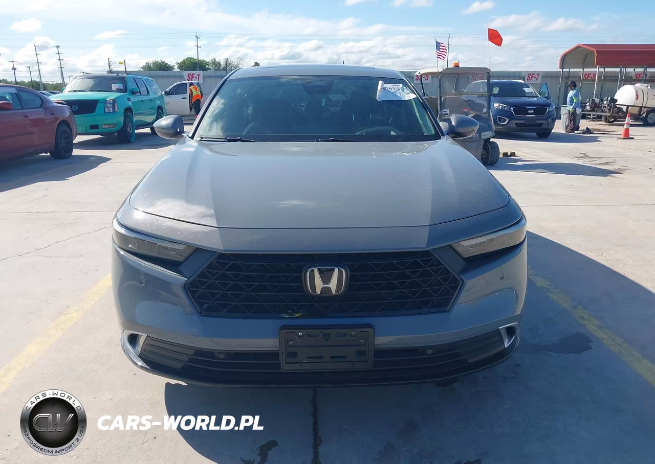 2023 Honda Accord Hybrid Touring VIN:1HGCY2F85PA023682 - 12
