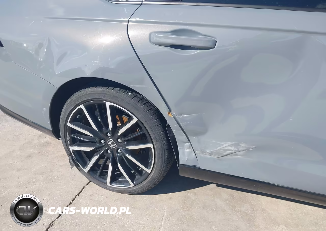 2023 Honda Accord Hybrid Touring VIN:1HGCY2F85PA023682 - 6