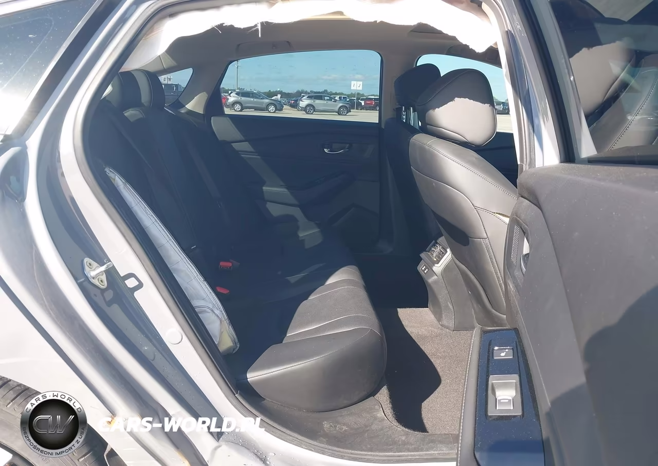 2023 Honda Accord Hybrid Touring VIN:1HGCY2F85PA023682 - 8