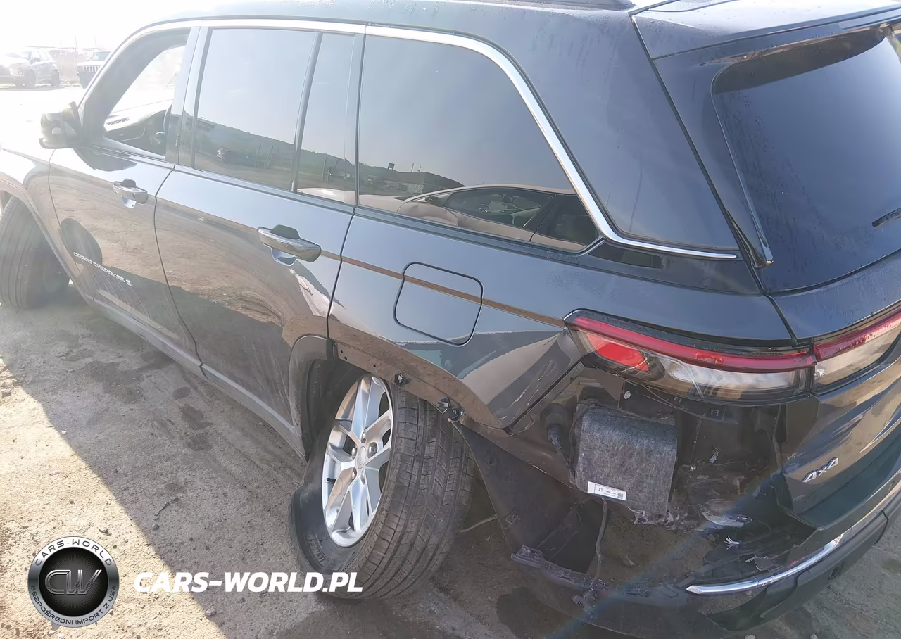 2025 Jeep Grand Cherokee Laredo X 4X4 VIN:1C4RJHAG7SC282878 - 6