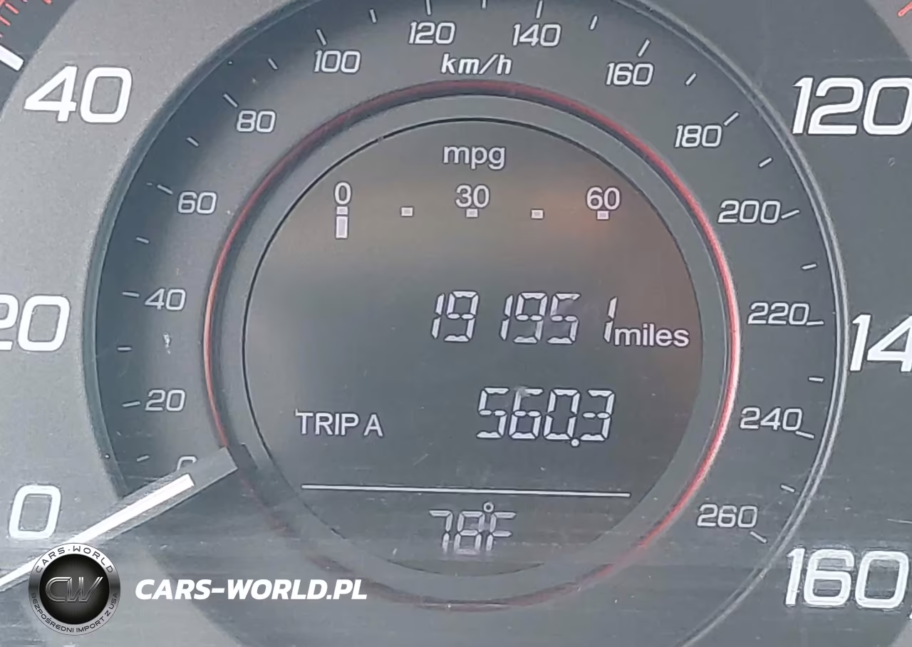 2015 Honda Accord Sport VIN:1HGCR2E56FA070464 - 15