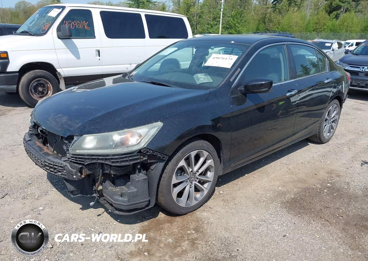 2015 Honda Accord Sport VIN:1HGCR2E56FA070464 - 2