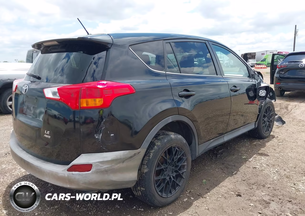 2015 Toyota Rav4 Le VIN:2T3BFREV7FW314538 - 4