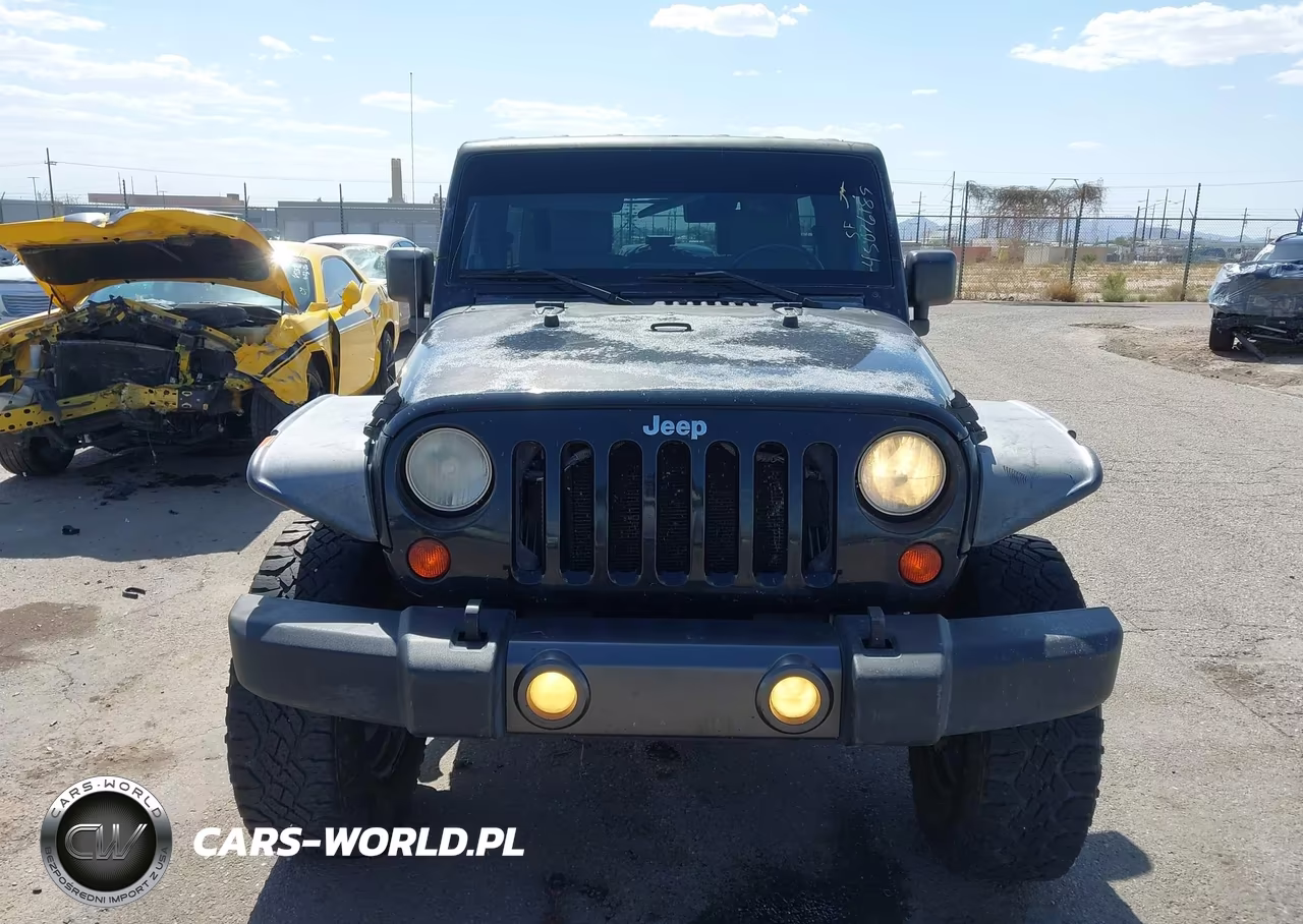 2008 Jeep Wrangler Unlimited X VIN:1J4GA39158L562232 - 13