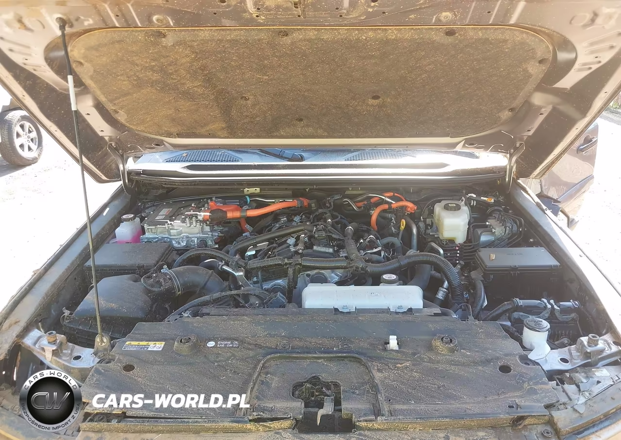 2025 Toyota Land Cruiser VIN:JTEABFAJ7SK048204 - 10
